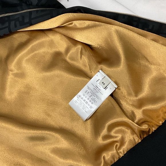 Fendi Black Jacket women size 44 - Picture 2 of 7